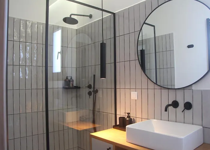 Chill And Thrill Apartman