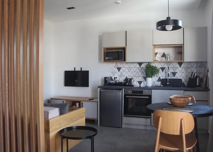 Chill And Thrill * Masztihári